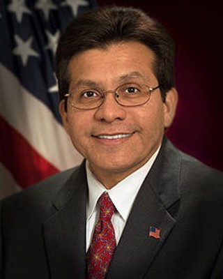 Gonzales: Off Waxman's Christmas card list, seemingly
