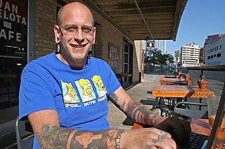 Blogger Jason Abels of Austin Texas Bike Stuff <b><a href=http://www.atxbs.com/>www.atxbs.com</a></b>