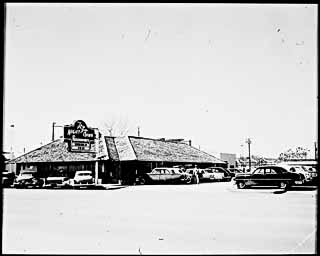 Night Hawk No. 1 on the corner of Congress Avenue and Riverside Drive
<p>(Austin History Center PicA26611)