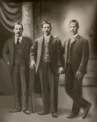 (L-r) Vincent with his brothers Frank and Giuseppe