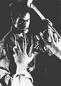 Bruce Campbell in Evil Dead II