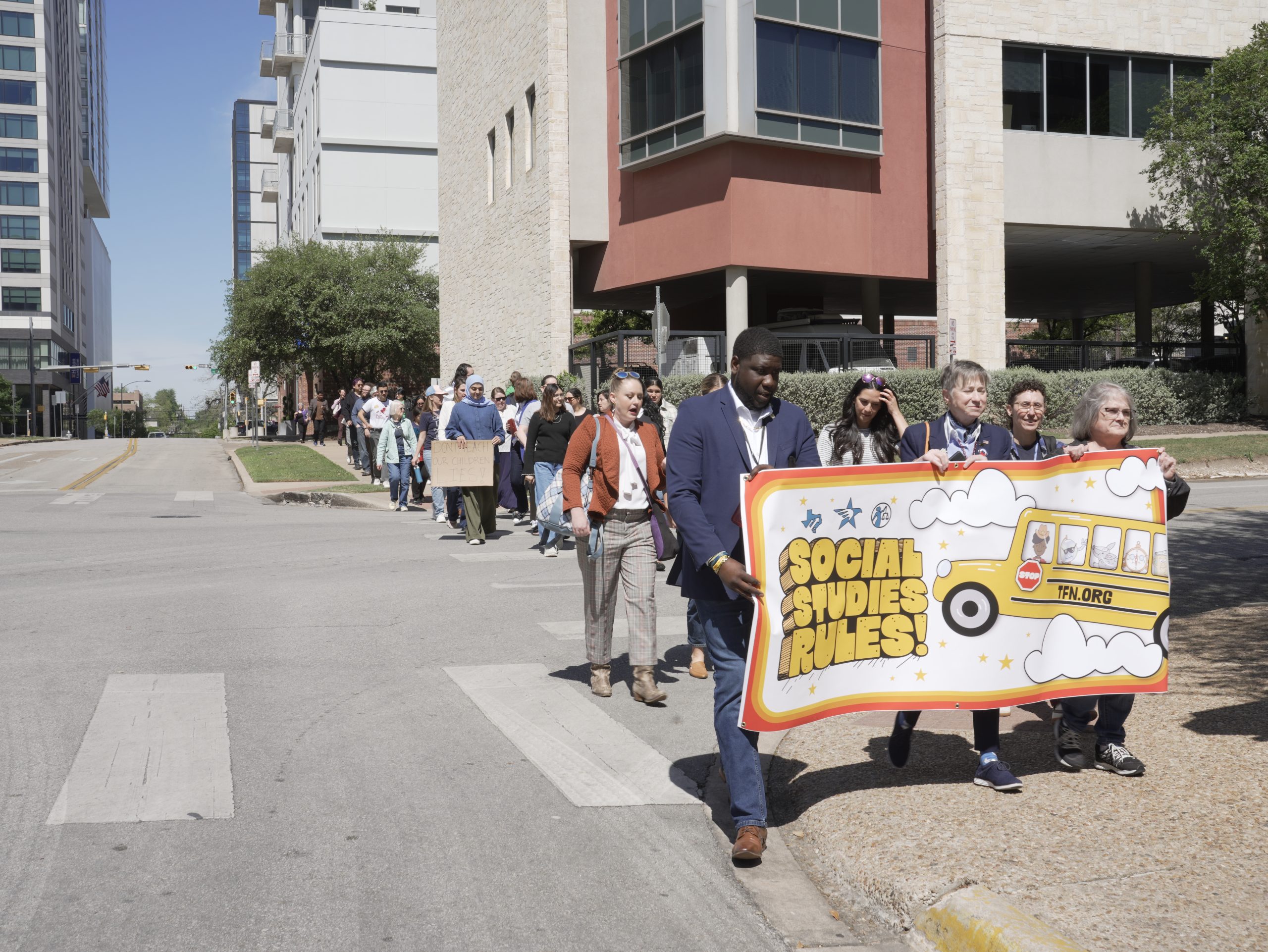 What’s a Bigger Threat to Texas Public Ed: Private School Vouchers or Charter Schools?