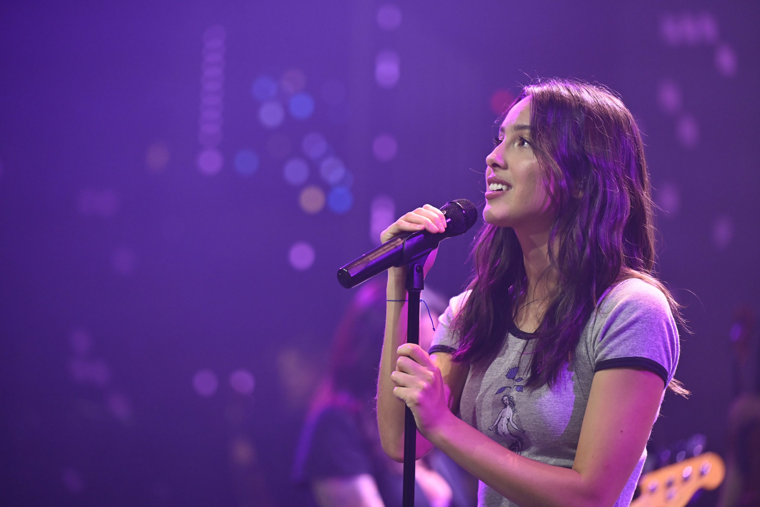 Skip to content SUPPORT Olivia Rodrigo's Self-Possessed Pop-Rock Fuels Lively Austin City Limits Appearance Olivia Rodrigo ACL Live at the Moody Theater July 29 Carys Anderson moved from Nowhere, DFW to Austin in 2017 to study journalism at the University of Texas. She began writing for The Austin Chronicle in 2021 and joined its full-time staff in 2023, where she covers music and culture. More by Carys Anderson